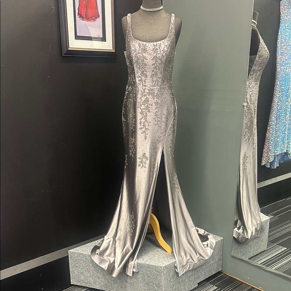 Elegant Silver Heat Crystal Gown